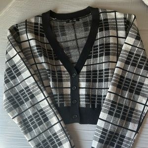 black and gray plaid button up cardigan